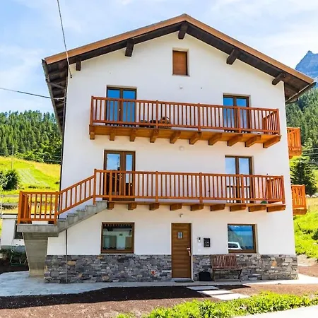 La Chambre D'emilie Apartment Valtournenche
